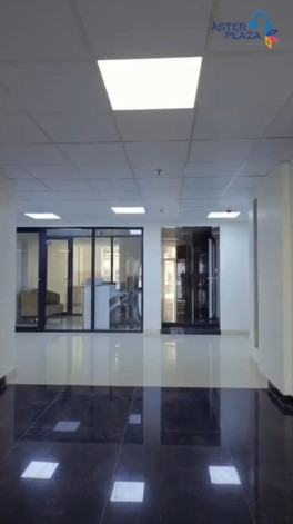  700 Sq.ft. Office Space for Sale in Airport Road, Zirakpur