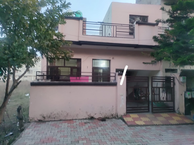 2 BHK 114 Sq. Yards House for Sale in Patiala Road, Zirakpur