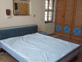 4 BHK Flat for Rent in Vastrapur, Ahmedabad