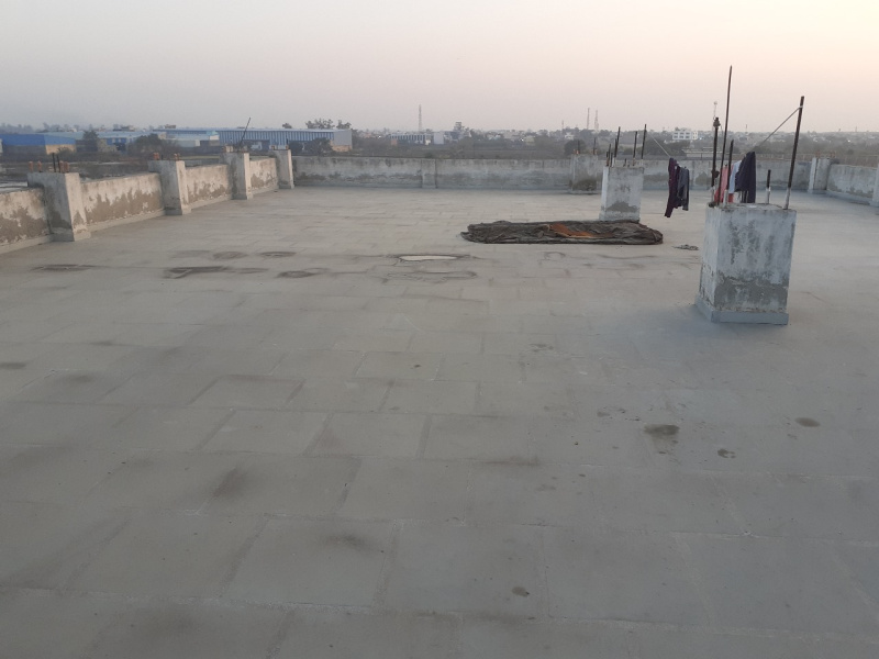  Factory 7000 Sq. Yards for Rent in Mundka Village, Delhi