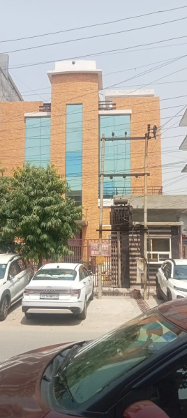  Office Space 1500 Sq.ft. for Rent in Sector 63 Noida
