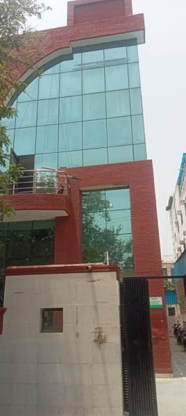  1500 Sq.ft. Factory for Rent in Sector 63 Noida