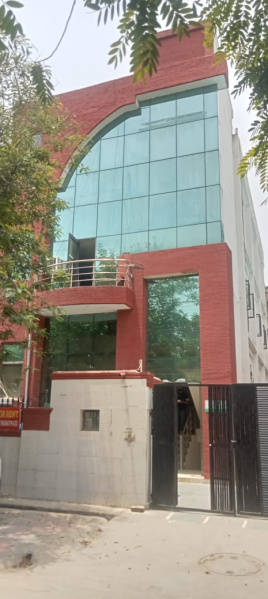  1500 Sq.ft. Factory for Rent in Sector 63 Noida