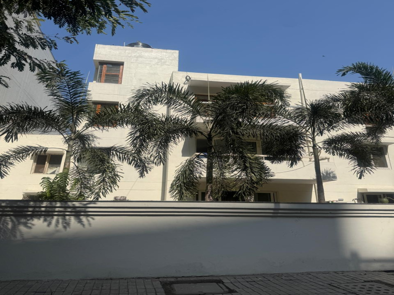 8 BHK 11340 Sq.ft. House for Sale in South City, Gurgaon