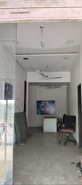 Showroom 580 Sq.ft. for Sale in Nalasopara West, Mumbai