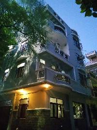 2 BHK Builder Floor for Rent in Block 11 Geeta Colony, Delhi