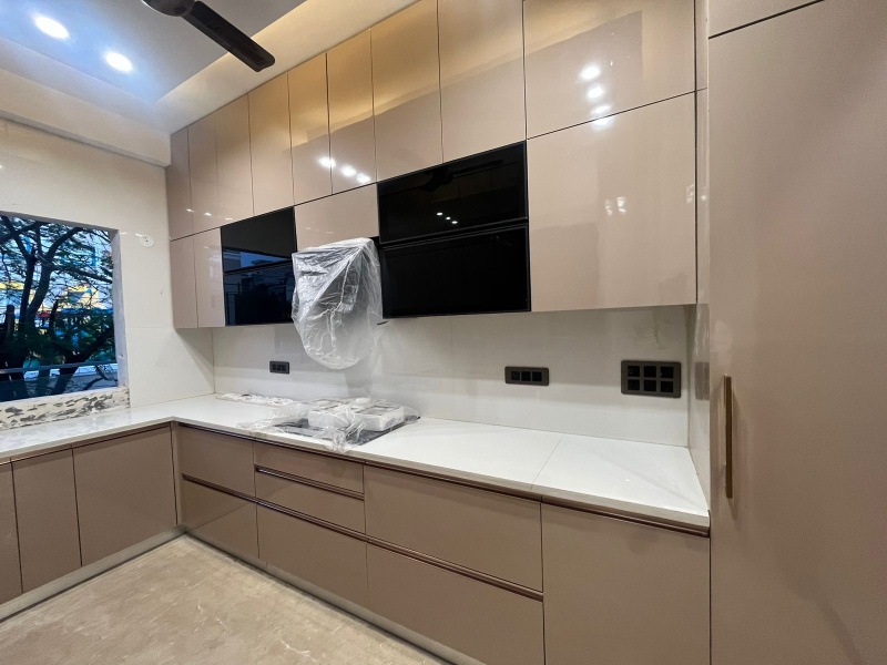 4 BHK Builder Floor 300 Sq. Yards for Rent in DLF Phase II, Gurgaon