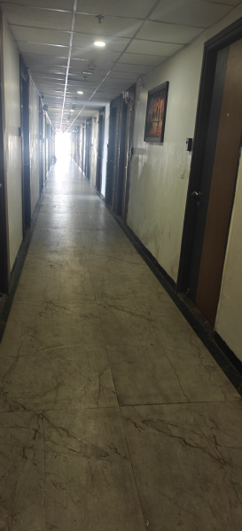 1 RK 600 Sq.ft. Apartment for Sale in Airport Road, Zirakpur