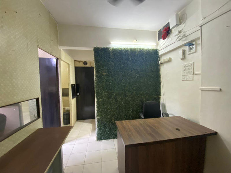  Office Space 550 Sq.ft. for Rent in Thane West