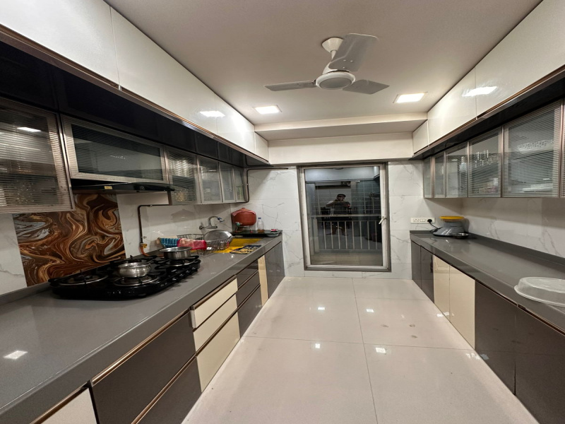 2 BHK 1050 Sq.ft. Apartment for Rent in Panchpakhadi, Thane