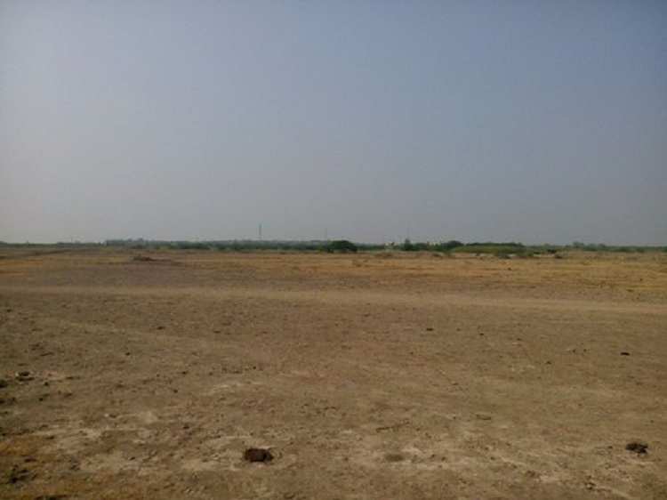 Commercial Land 4000 Sq.ft. for Sale in