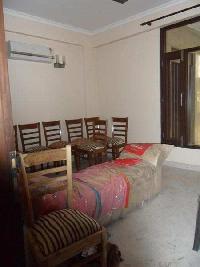 3 BHK Flat for Rent in Defence Colony, Delhi