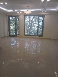 3 BHK Builder Floor for Rent in Block E Defence Colony, Delhi