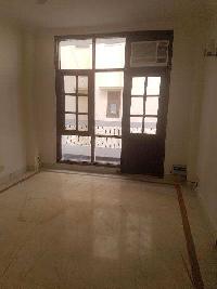4 BHK Builder Floor for Rent in Block B, Safdarjung Enclave, Delhi