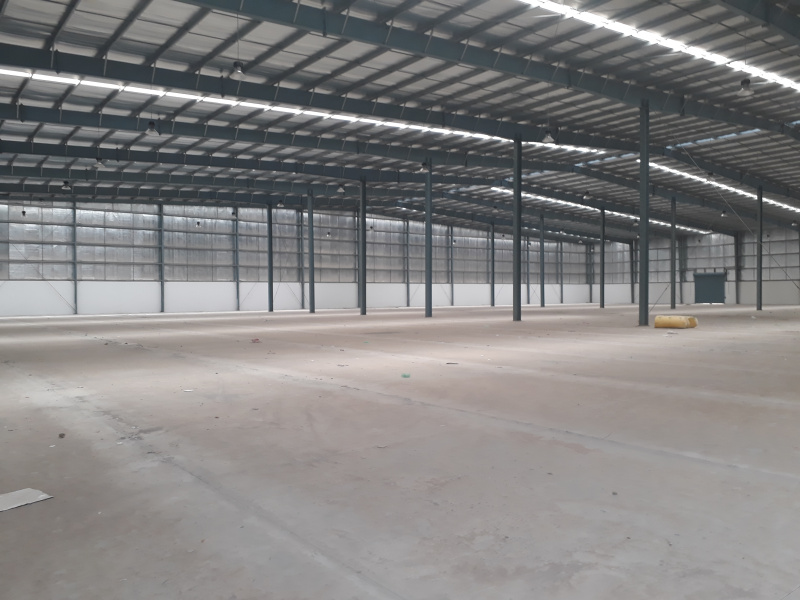 Warehouse 60000 Sq.ft. for Rent in 132 Ft. Ring Road, Ahmedabad
