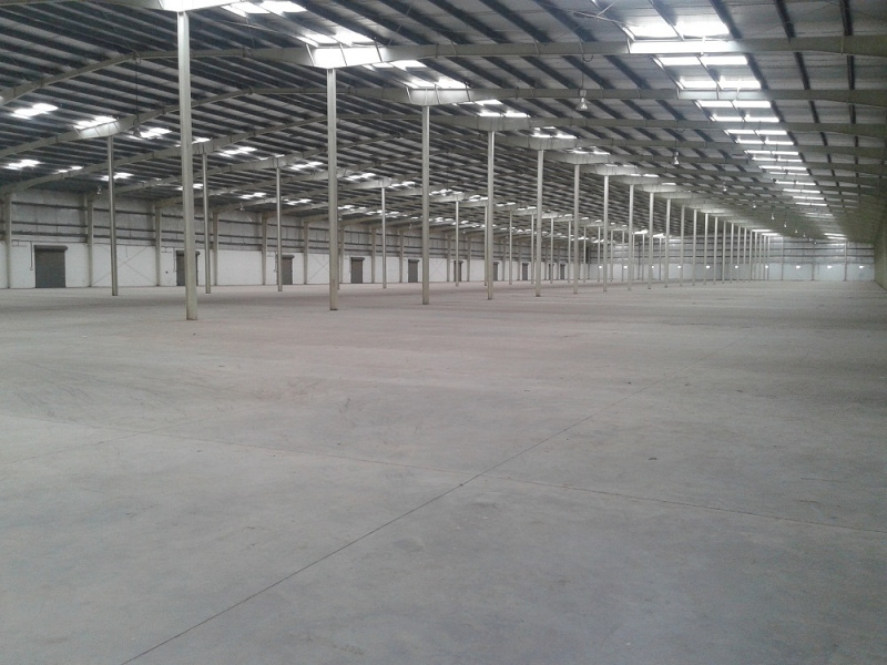 Warehouse 130000 Sq.ft. for Rent in NH 8, Kheda