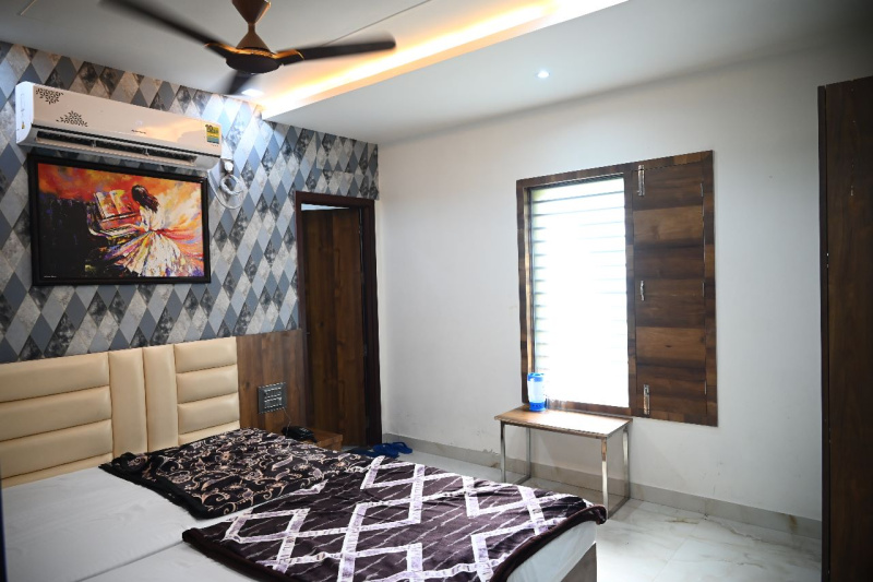 1 BHK 650 Sq.ft. Apartment for Sale in Chaitanya Vihar, Mathura
