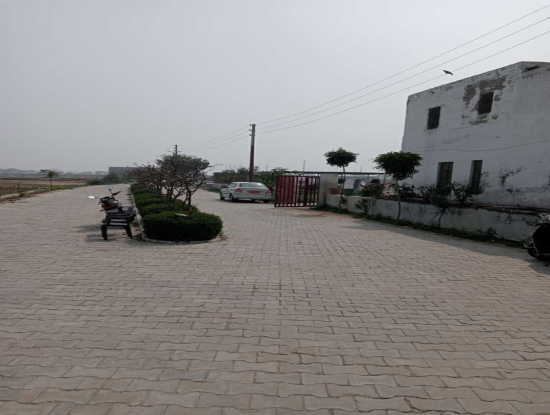  Commercial Land 425 Sq. Yards for Sale in VIP Road, Vrindavan