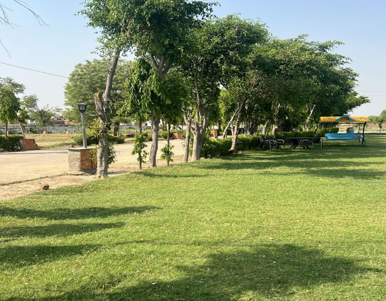  Residential Plot 100 Sq. Yards for Sale in VIP Road, Vrindavan