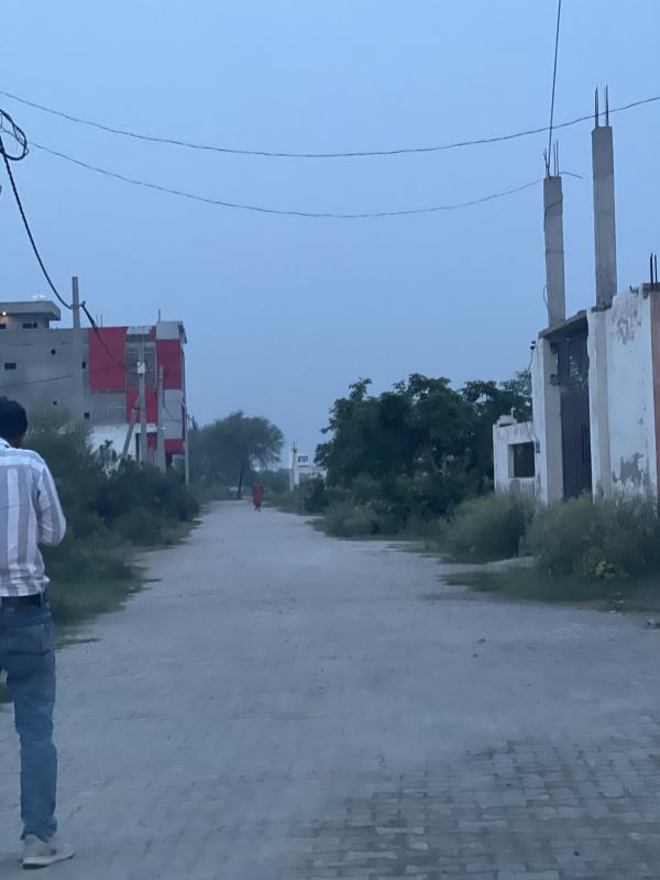  Residential Plot 300 Sq. Yards for Sale in VIP Road, Vrindavan