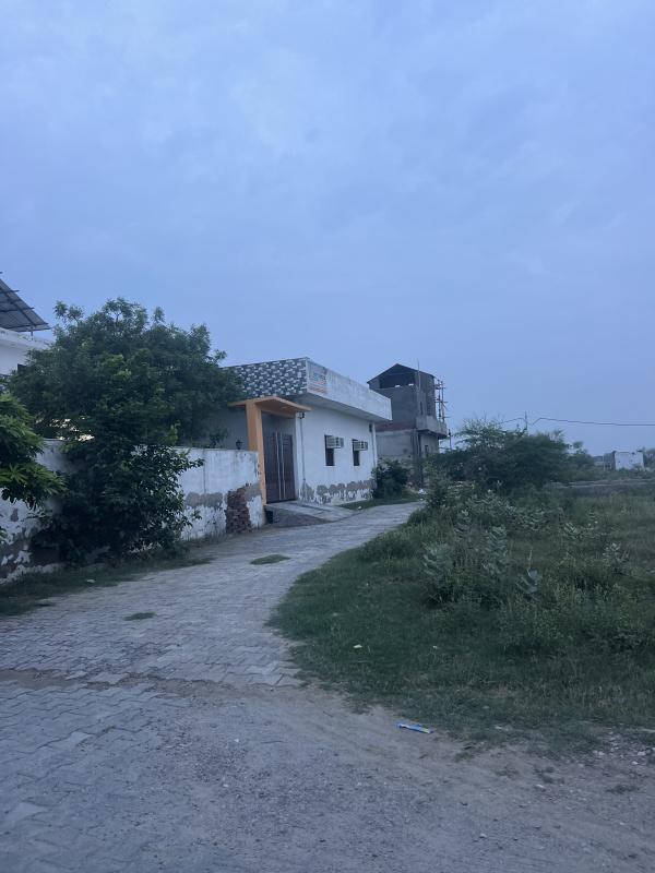  Residential Plot 300 Sq. Yards for Sale in VIP Road, Vrindavan