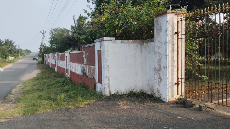  13800 Sq.ft. Commercial Land for Sale in Edaikazhinadu, Kanchipuram