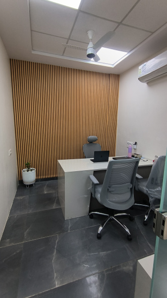  800 Sq.ft. Office Space for Rent in Navlakha, Indore