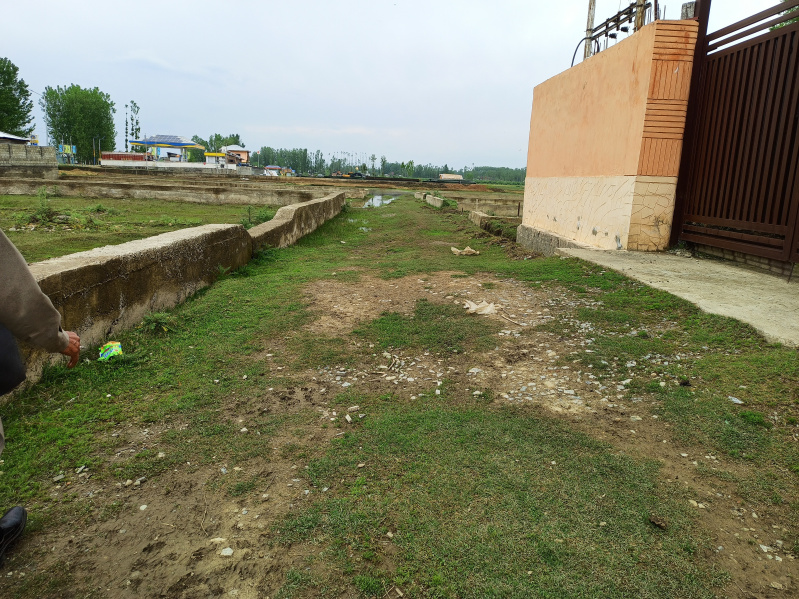  Residential Plot 5180 Sq.ft. for Sale in Soitang, Srinagar