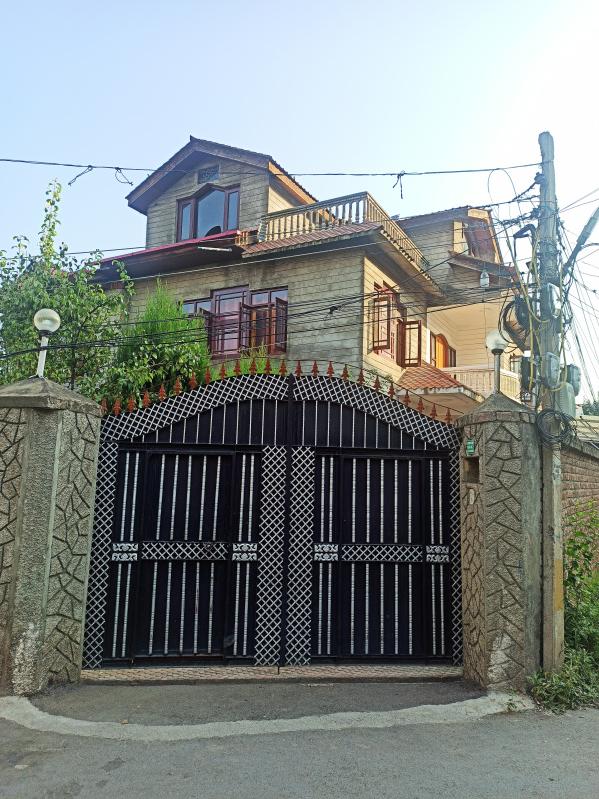 9 BHK House 1350 Sq.ft. for Sale in Bemina, Srinagar