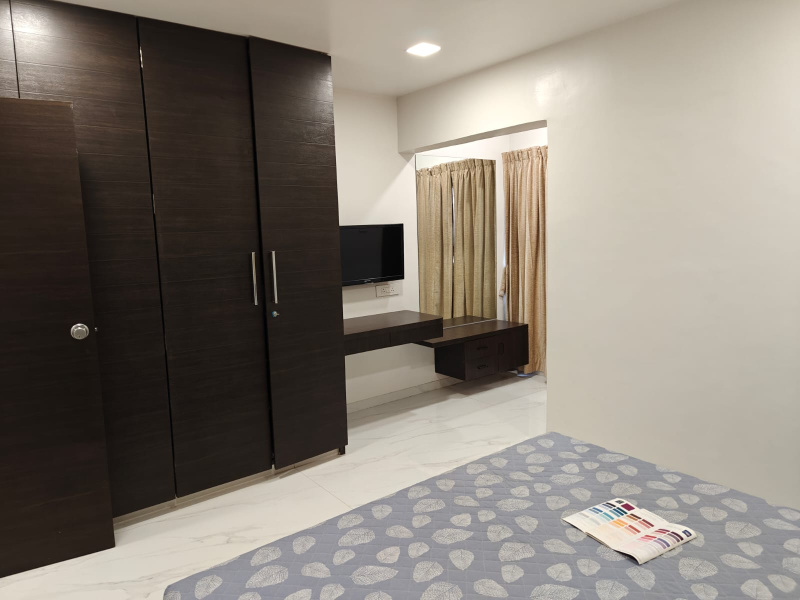 3 BHK Apartment 1800 Sq.ft. for Rent in Piplod, Surat