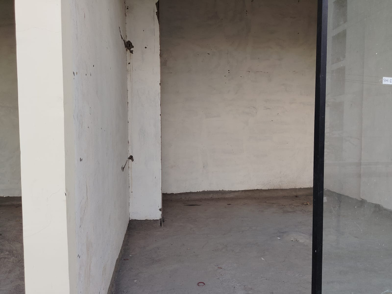  Commercial Shop 392 Sq.ft. for Sale in Sector 102 Gurgaon
