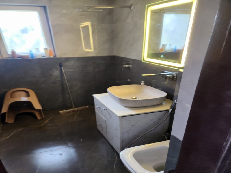 3.5 BHK 1385 Sq.ft. Apartment for Sale in Sector 12, Greater Noida