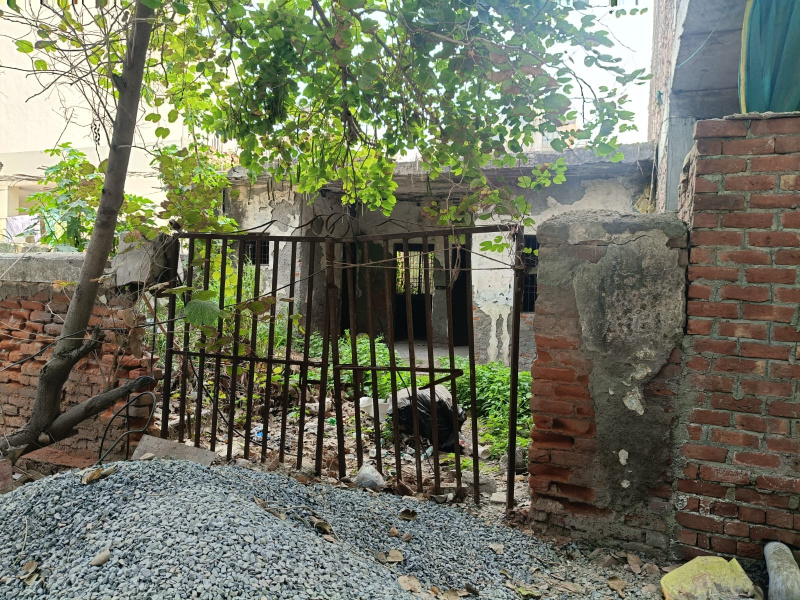  112 Sq. Meter Residential Plot for Sale in Sector 105 Noida