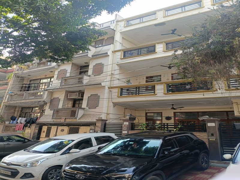 8 BHK 112 Sq. Meter House for Sale in C Block, Sector 19 Noida