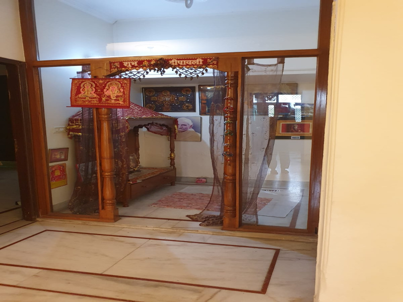 10 BHK 220 Sq. Meter House for Sale in Sector 20 Noida
