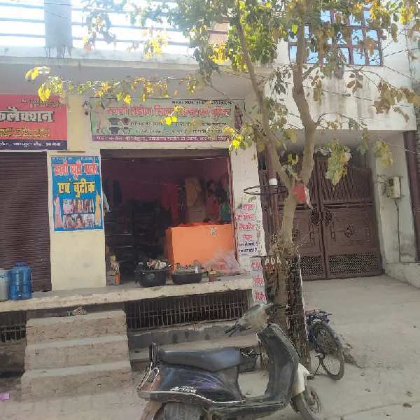 2 BHK House 2700 Sq.ft. for Rent in Kalindi Vihar, Agra