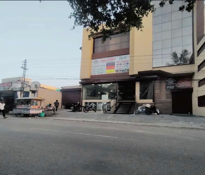  Showroom 2200 Sq.ft. for Rent in Nakodar Road, Jalandhar