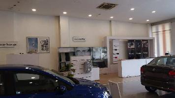  Showroom for Rent in NH 8, Vapi