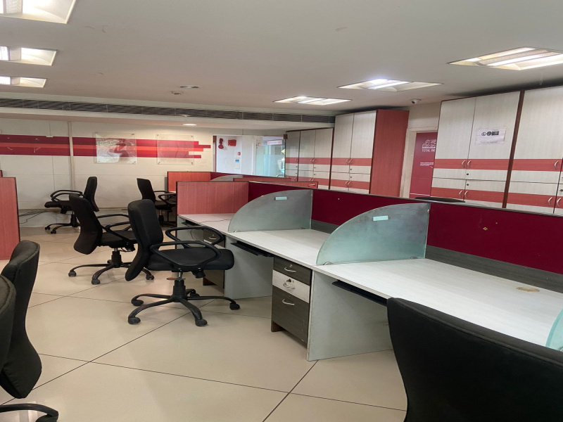  Office Space 3875 Sq.ft. for Rent in Louis Wadi, Thane