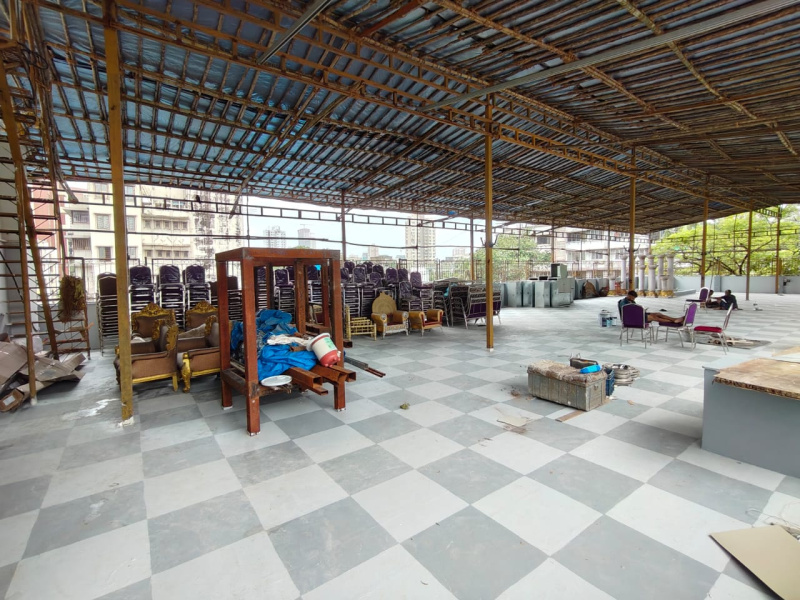  2300 Sq.ft. Commercial Shop for Sale in Mulund West, Mumbai