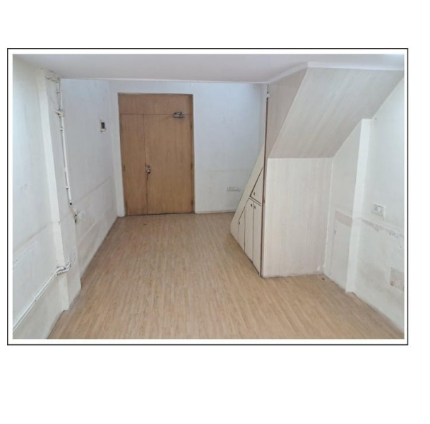  400 Sq.ft. Office Space for Sale in Mulund West, Mumbai