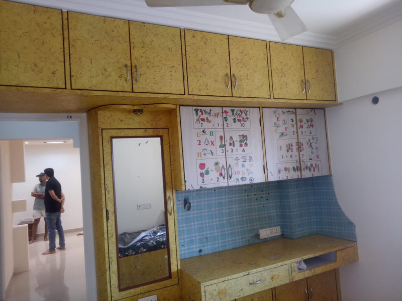 2 BHK 975 Sq.ft. Apartment for Rent in Mulund West, Mumbai