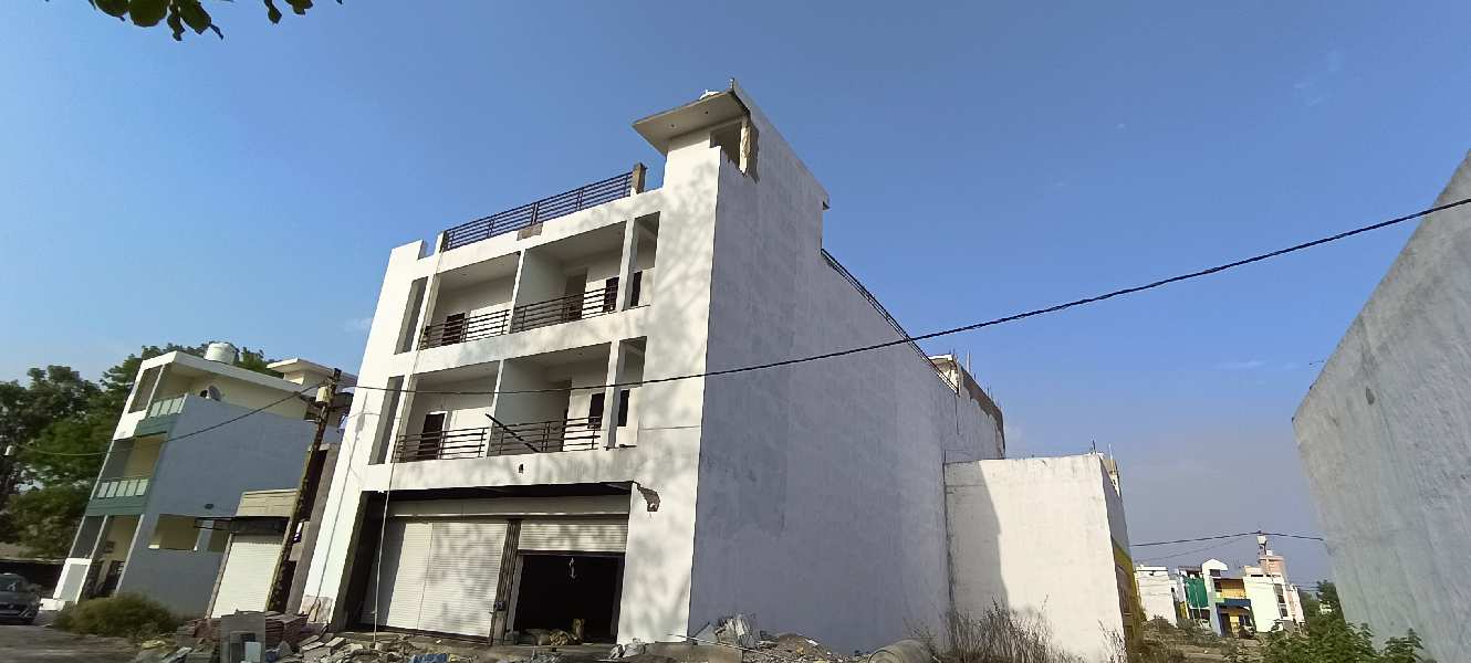 Hotels 11200 Sq.ft. for Sale in Simrol, Indore