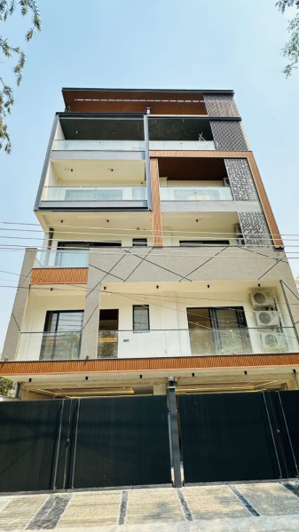 4 BHK Builder Floor 2800 Sq.ft. for Sale in Block P South City, Gurgaon