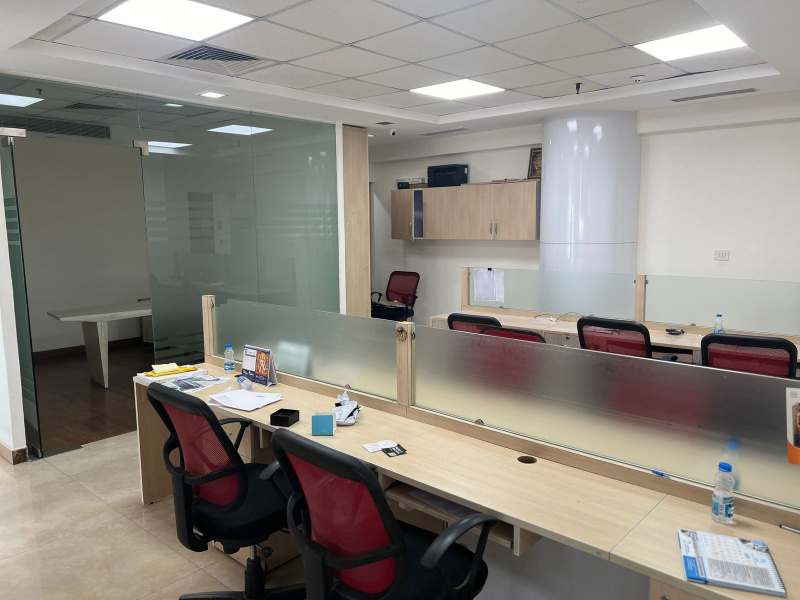  Office Space 1700 Sq.ft. for Rent in Golf Course Road, Gurgaon