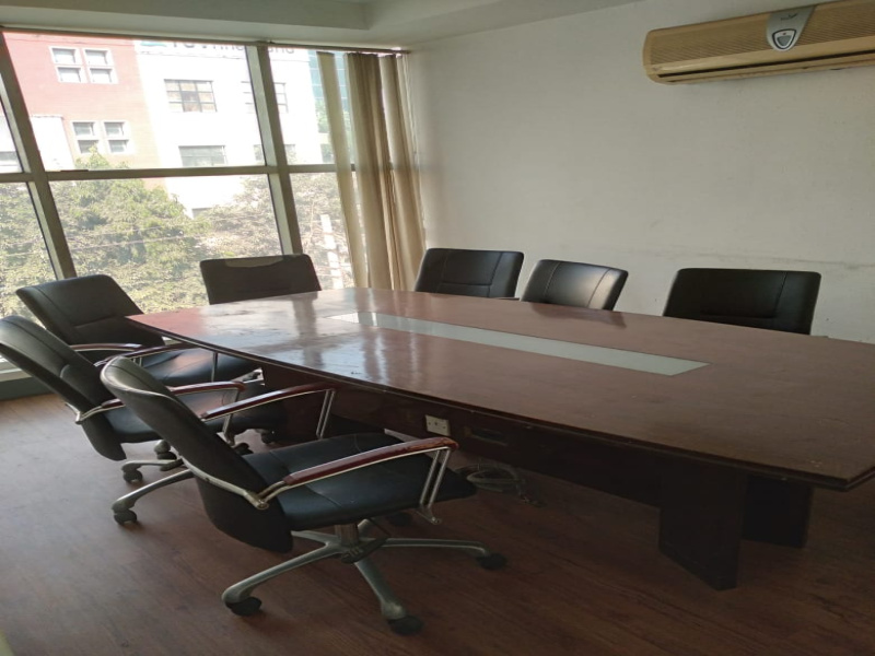  Office Space 2500 Sq.ft. for Rent in Udyog Vihar, Gurgaon