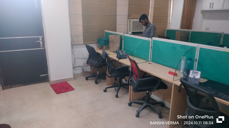  Office Space 1000 Sq.ft. for Rent in Udyog Vihar, Gurgaon