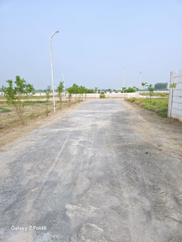  Residential Plot for Sale in Yamuna Expressway, Greater Noida