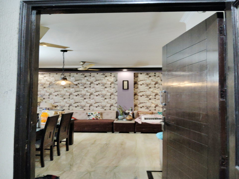 4 BHK 175 Sq. Yards Apartment for Rent in Block A1, Chattarpur, Delhi