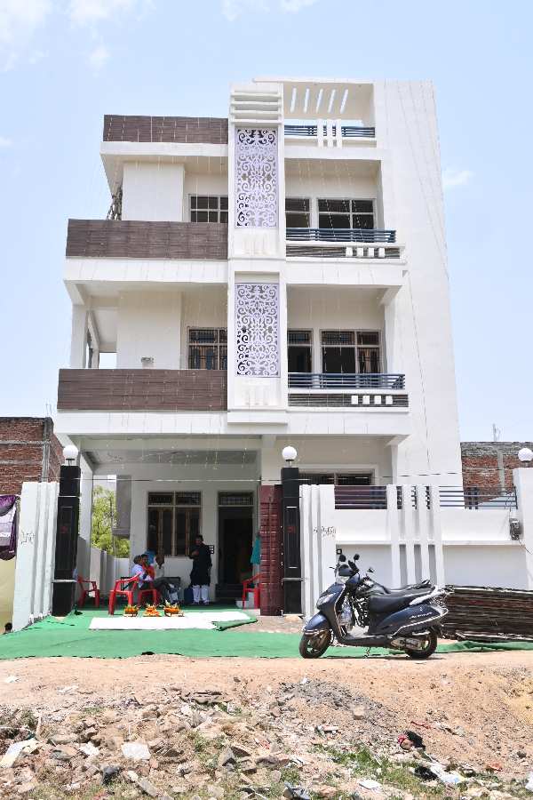 2 BHK Builder Floor 1590 Sq.ft. for Rent in Awaleshpur, Varanasi